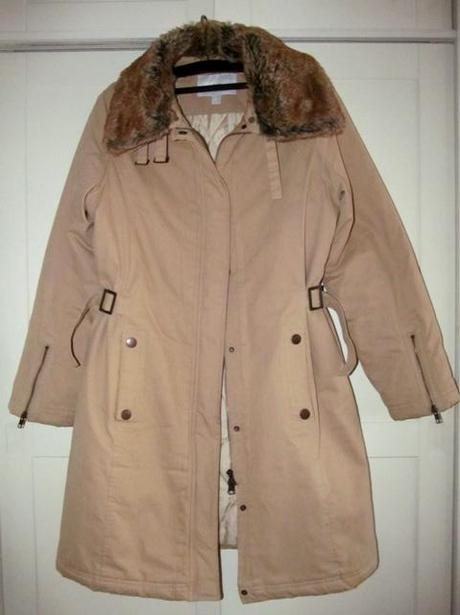 Kabat tcm s odopinacim kozusinovym golierom, v.m, tchibo,40