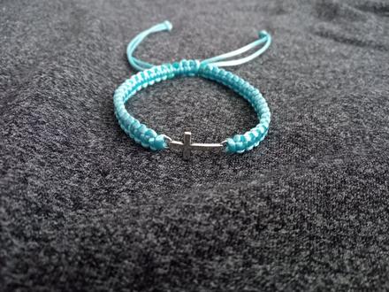 Náramok pre veriacich,