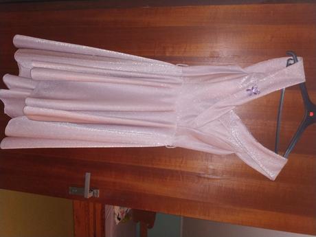 Spoločenské šaty, 40