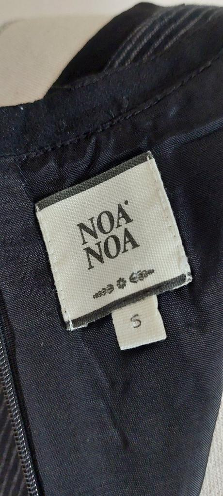 Noa noa šaty s vlnou, s