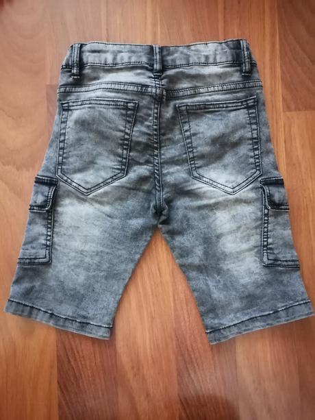 Riflové kraťasy, chapter young,134