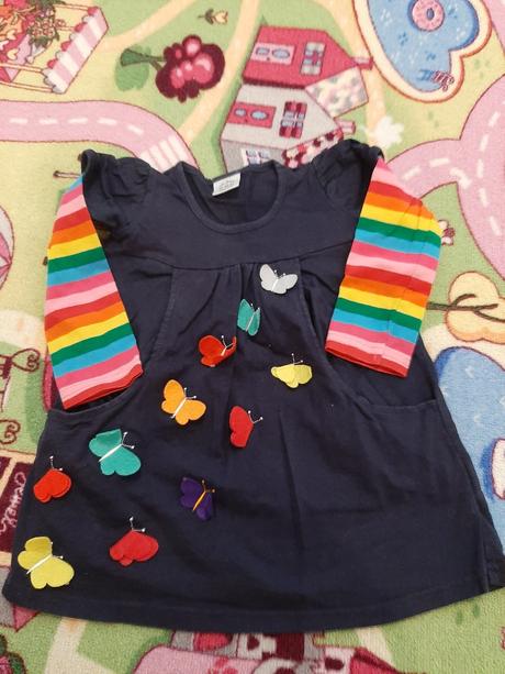 Dievcenske šaty, 92