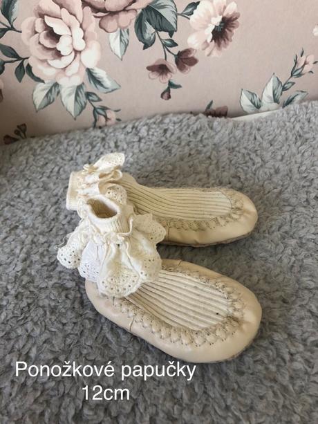 Ponožkové papučky, 21