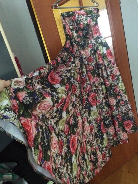 Spoločenské šaty, s