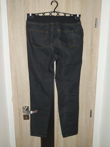 Džegíny č.40/42, 40