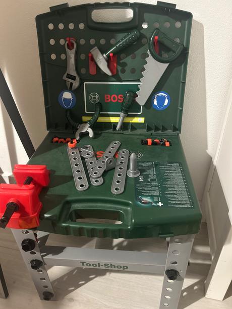 Náradie a vŕtačka klein bosch, 
