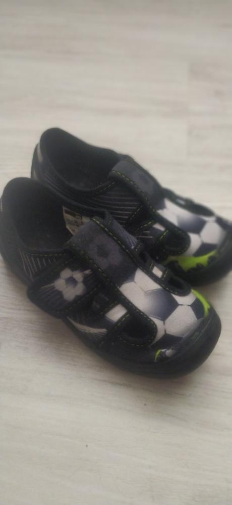 Futbalové papučky, 29