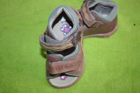 Sandalky ricosta koža velkost 20, ricosta,20