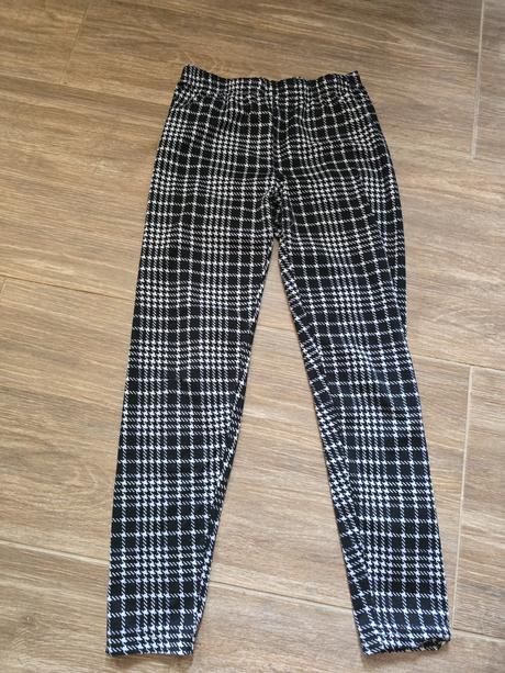 Legíny č.146-152, 146