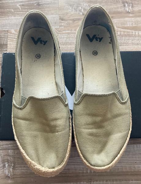 Espadrilky/našuchovačky darujem k nákupu, victory,38