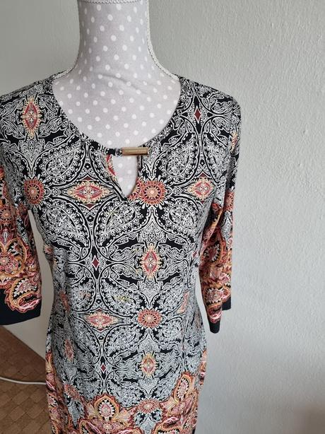 Elastické šaty atmosphere veľ. m, atmosphere,m