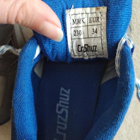 Botasky na kolieskach, 34