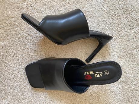 Topánky na opatku, 36