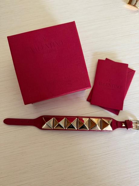 Valentino garavani naramok, valentino