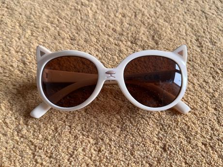 Dievčenské okuliare,