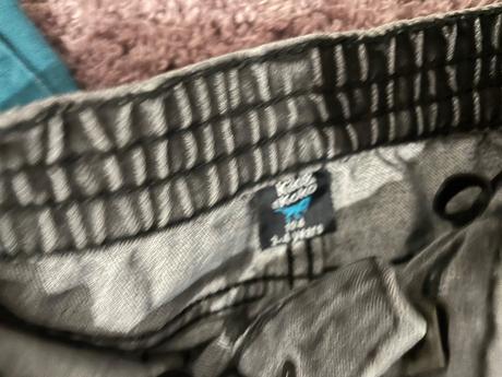 Nohavice spolu, benetton,104