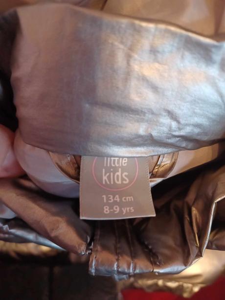 Bundička zlatej farby, pepco,134