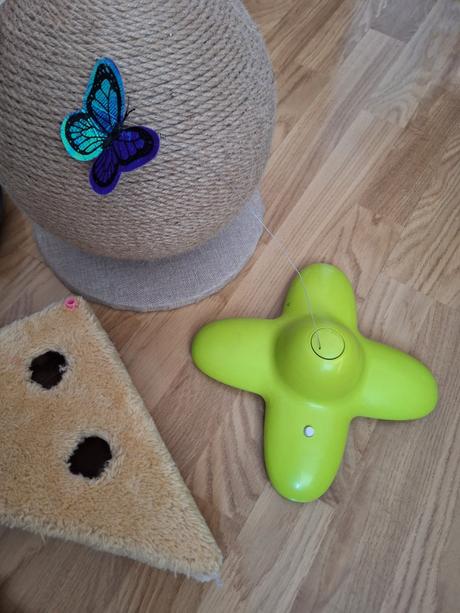 Hračky pre mačičky, 