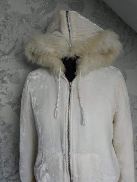 Kvalitna damska zimna bunda, 36