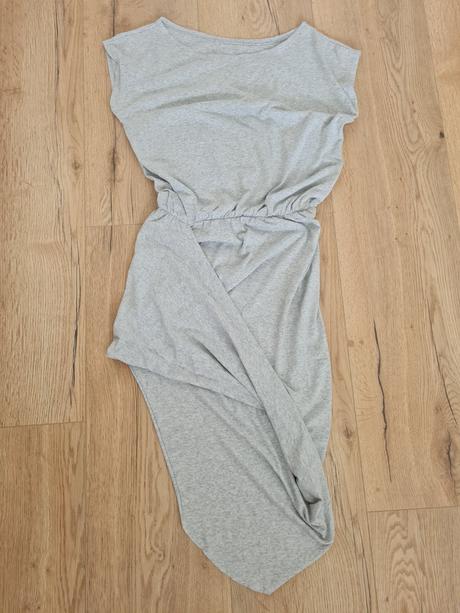 Dámske sivé šaty, 