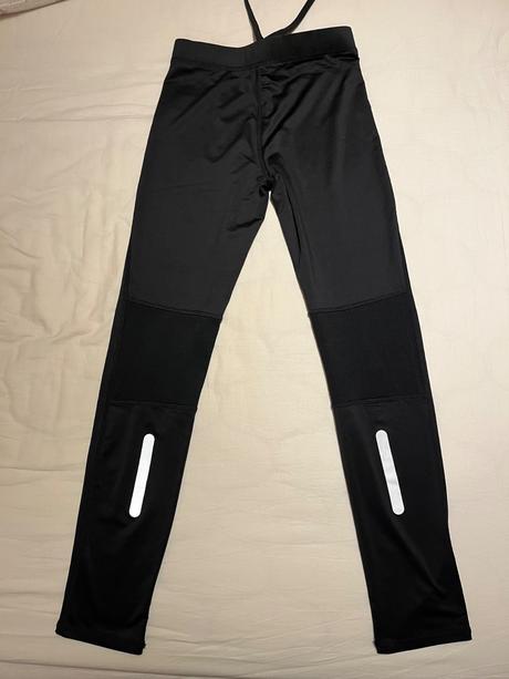 Športove leginy, 146