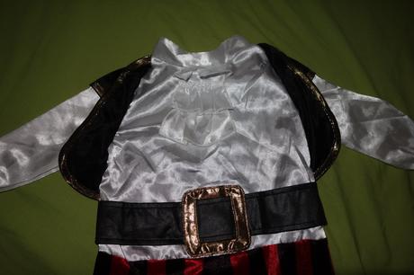 Kostym upira na karneval od incharacter costumes, 