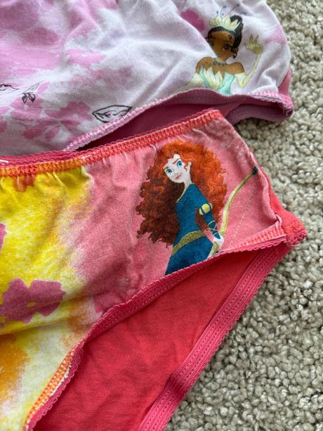 Nohavičky next, in extenso,128