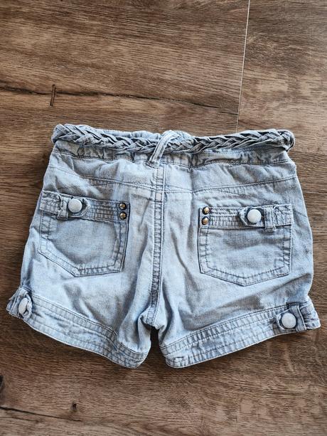 Kratasy s opaskom, zara,98