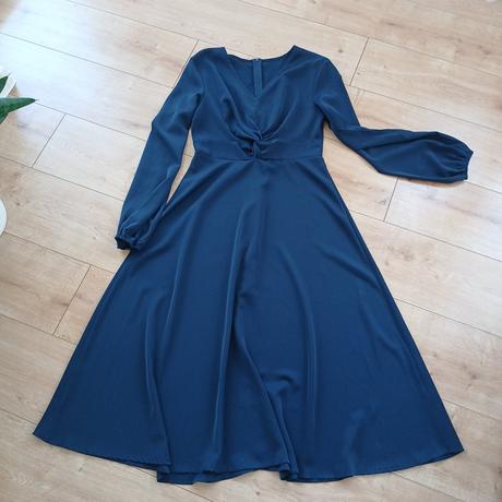 Tmavomodré midi šaty, m