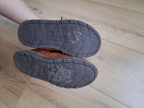 Krasne topanocky, rebel,27