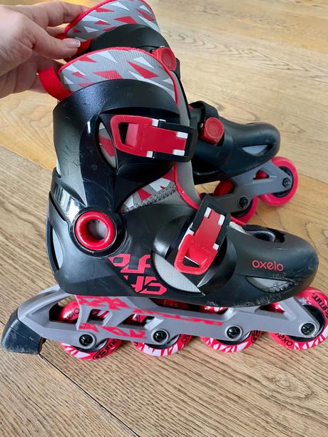 Kolieskové korčule a chrániče 30-32, 30