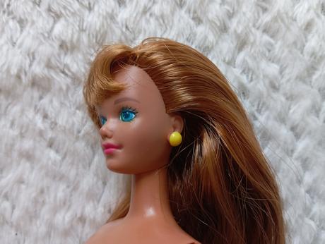 Barbie midge s náušnicami 1993,