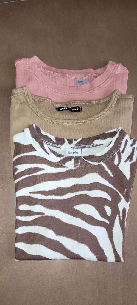 Tričká, bershka,xs