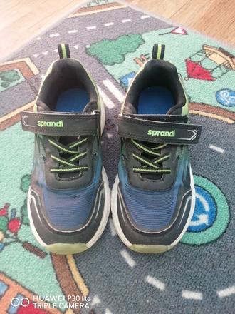 Tenisky, sprandi,30