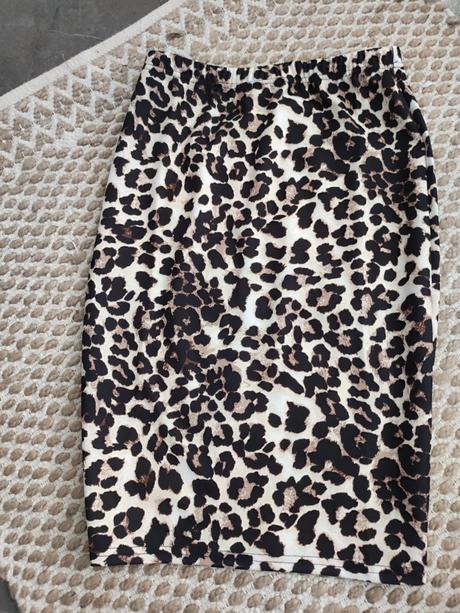 Leopardia elastická sukňa, s