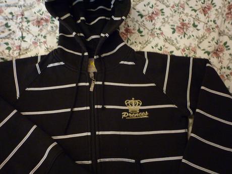 Mikina s kapucňou, 164