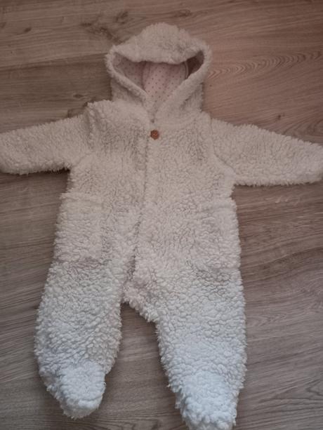 Krásny huňatý overal, 62