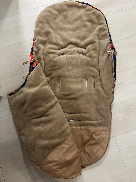 Zimný fusak pinkie, pinkie