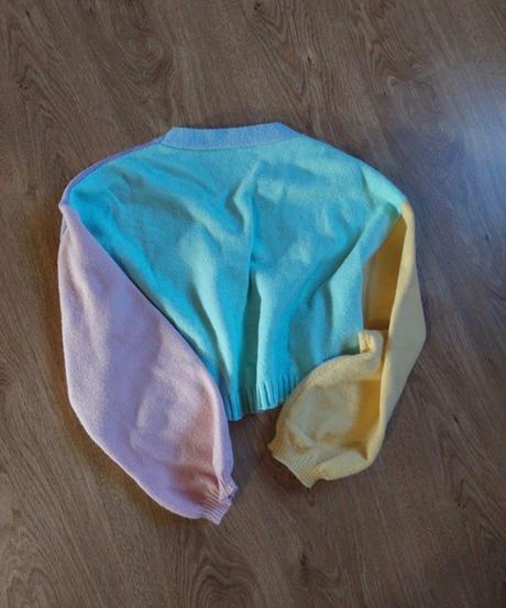 Balík oblečenia s, s