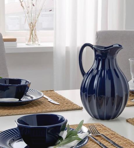 Modrý džbán / váza,