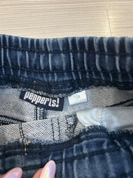 Kraťasy, pepperts,128