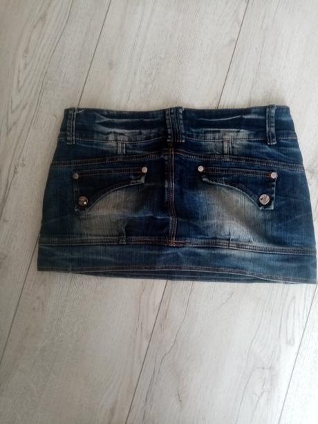 Riflova mini sukňa, 30