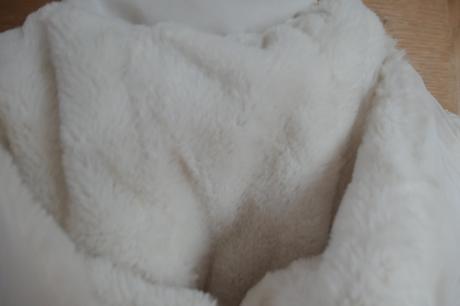 Reserved zimna moderna,stylova,krasna bunda s, reserved,s