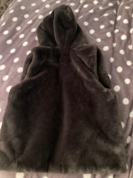 Vesta kožušinkova zara, zara,152