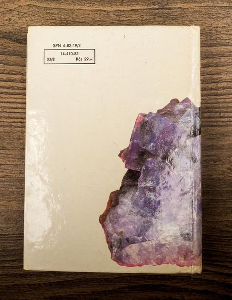 Kapesní atlas nerostu a hornin,