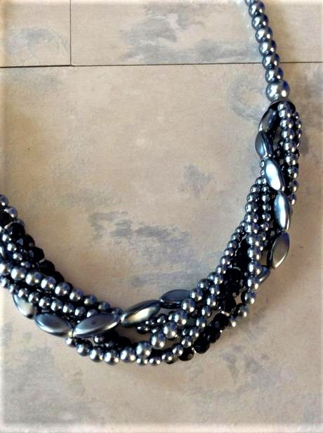 Luxusný náhrdelník, 