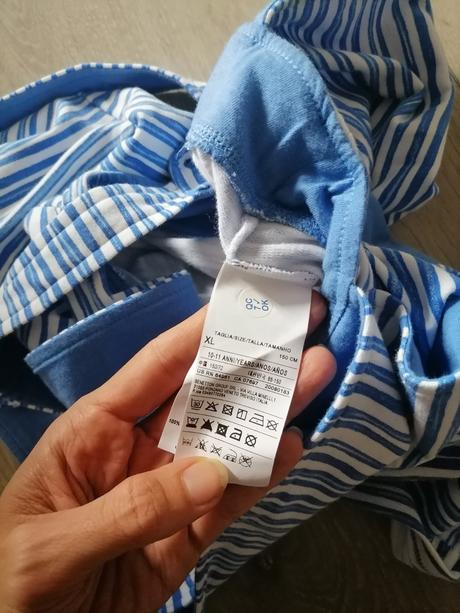 Sukna na traky benetton, benetton,152