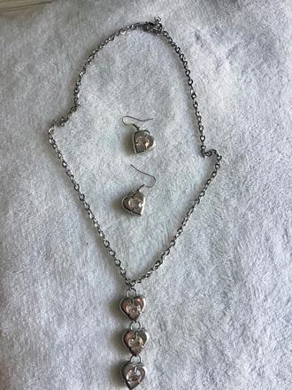 Sůprava náhrdelník a náušnice, 