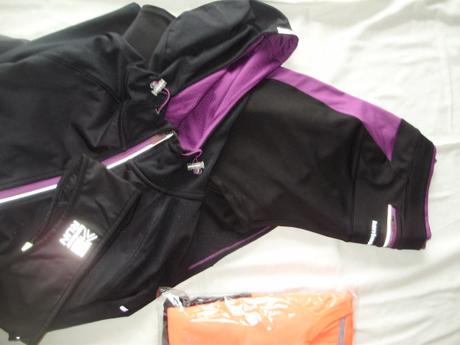 Predám dva seti na šport karrimor, m / s