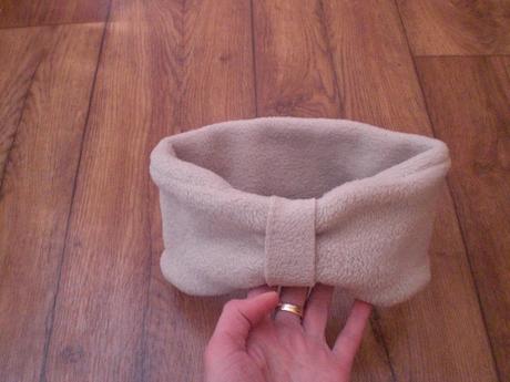 Béžová flísová čelenka obojstranná, 